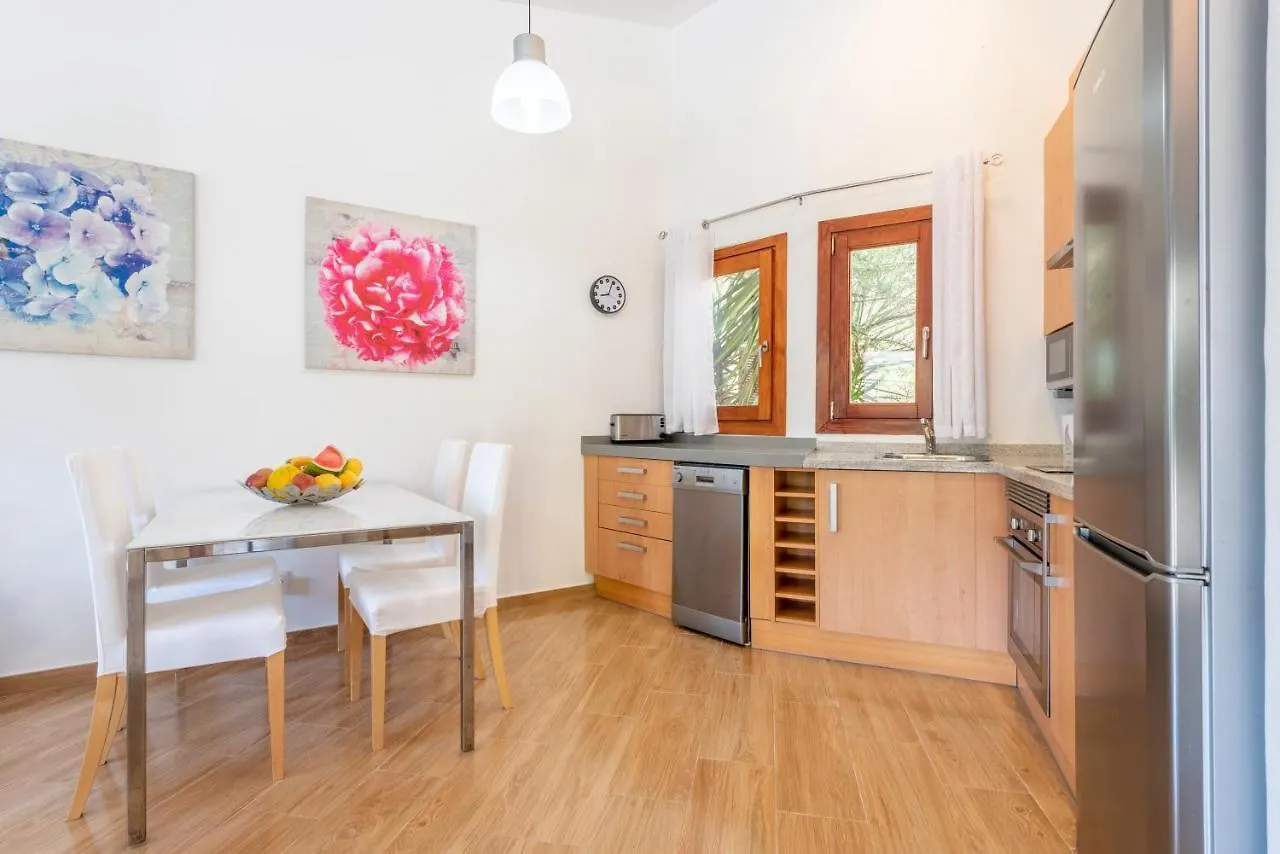 Holiday home Casa Pequena Crestatx Villa